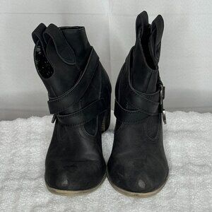 Rocket Dog Women’s Satire Modern Ankle Boot with Pull-Up Tabs - Black Size 11